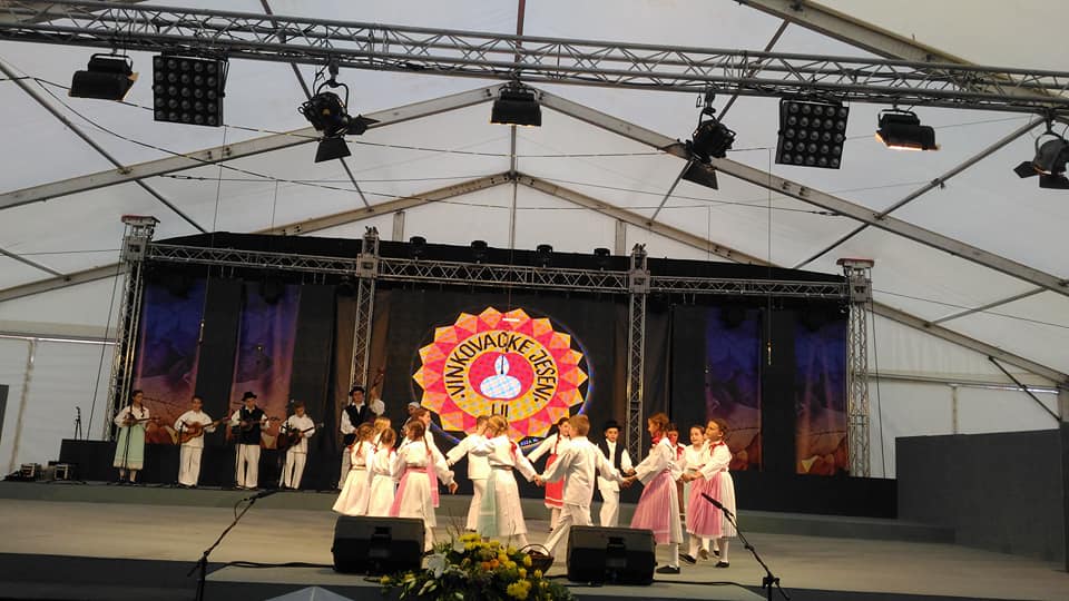 DJECA KUD-a „SV. JURAJ“ ZAGORJE NASTUPILA NA DJEČJIM VINKOVAČKIM JESENIMA 2017.