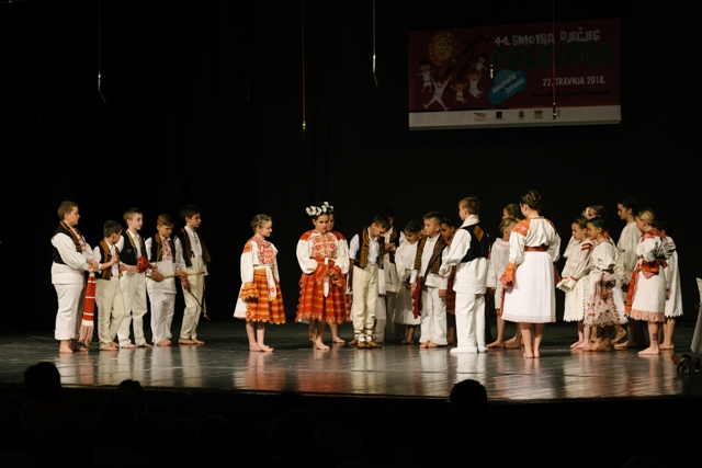 44. SMOTRA DJEČJEG FOLKLORA KARLOVAČKE ŽUPANIJE