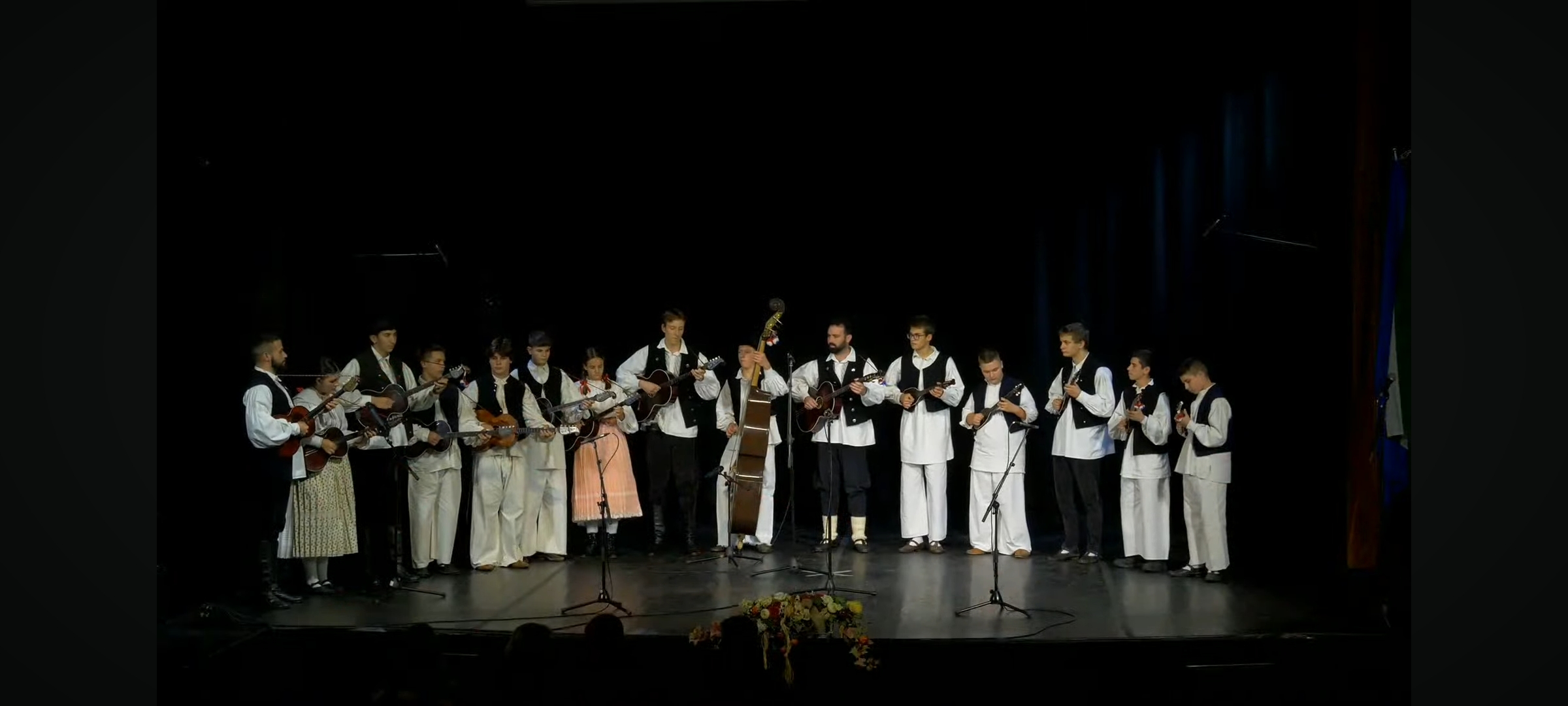 30. SUSRET HRVATSKIH TAMBURAŠKIH ORKESTARA I SASTAVA U DUGOM SELU - Tamburaški orkestar KUD-a "Klek" Ogulin