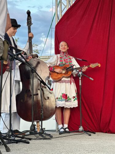 28. SUSRET FOLKLORNIH DRUŠTAVA - KUD "Lipovac" Generalski Stol